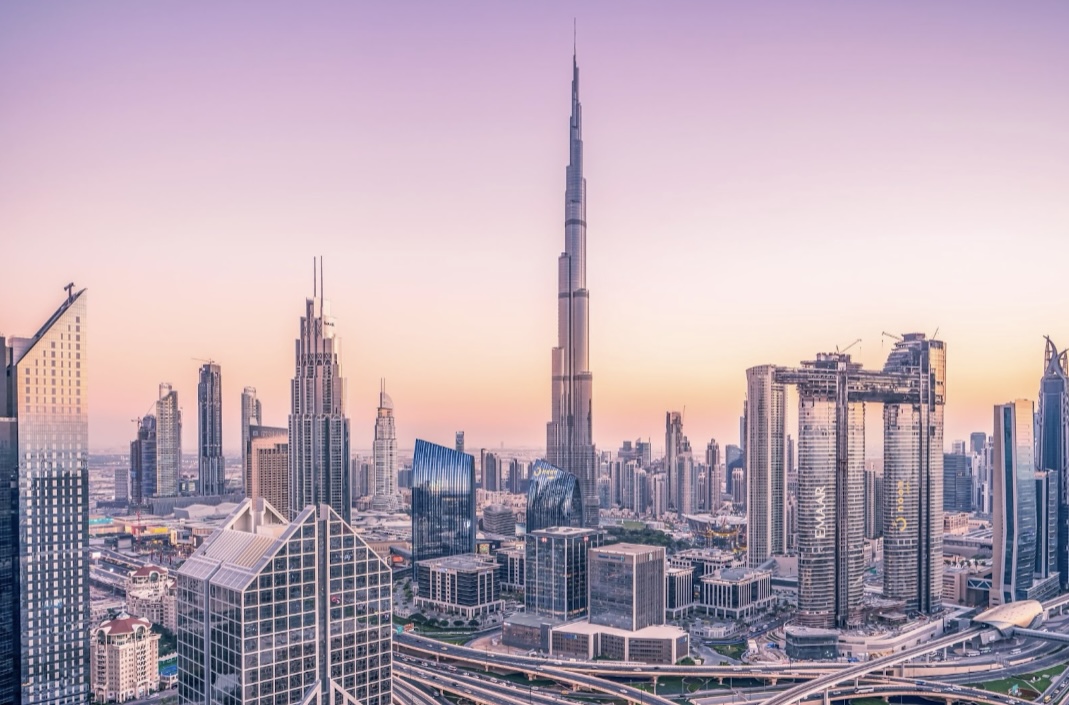 Dubai is a safe destination that many travelers like going to visit. Solo travelers are welcomed and protected in the bustling city. 
Pictured: the cityscape of Dubai during the day 