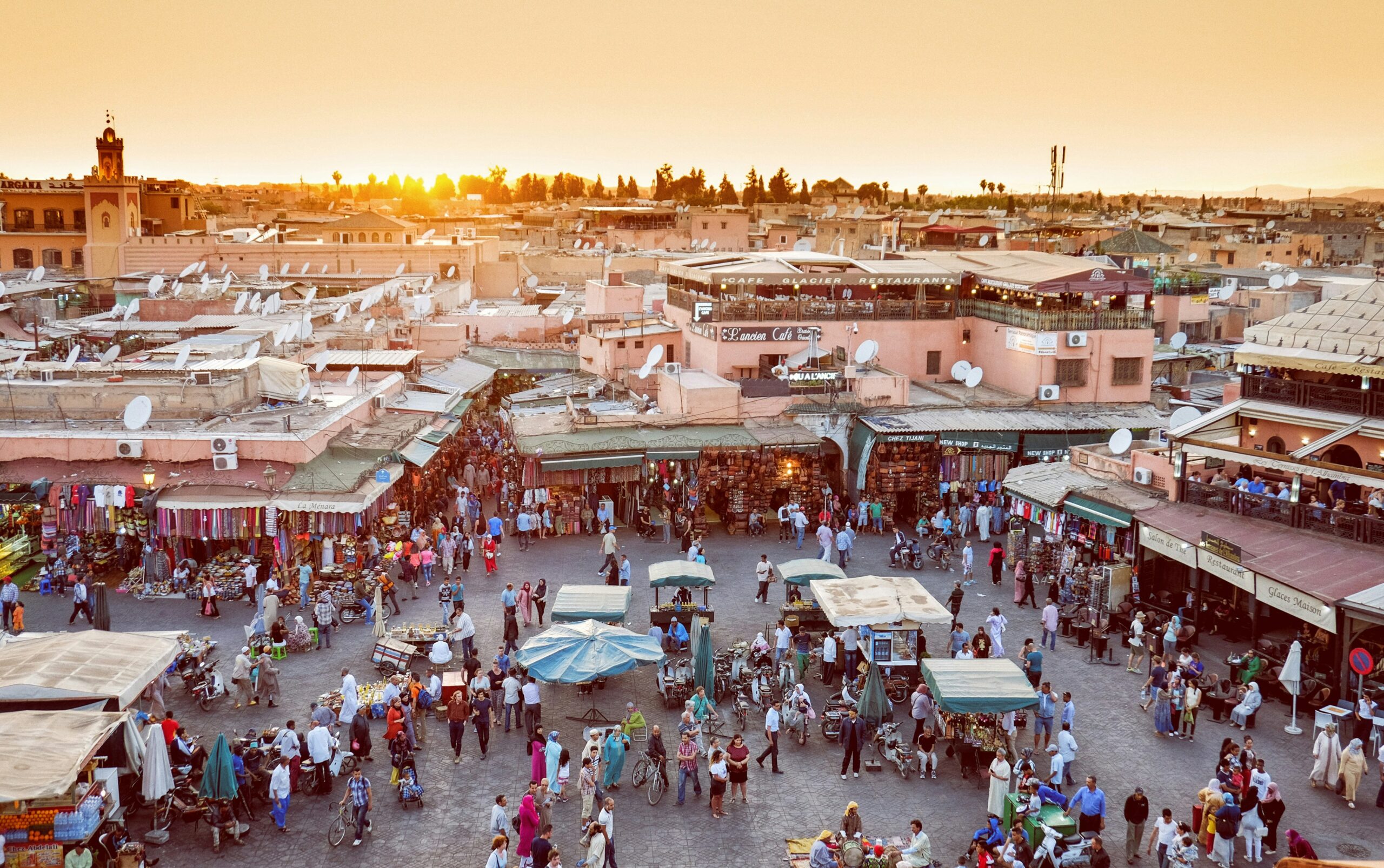Here is our run down on the safety level of Morocco and who its safe for.
pictured: the bustling streets of Morocco 