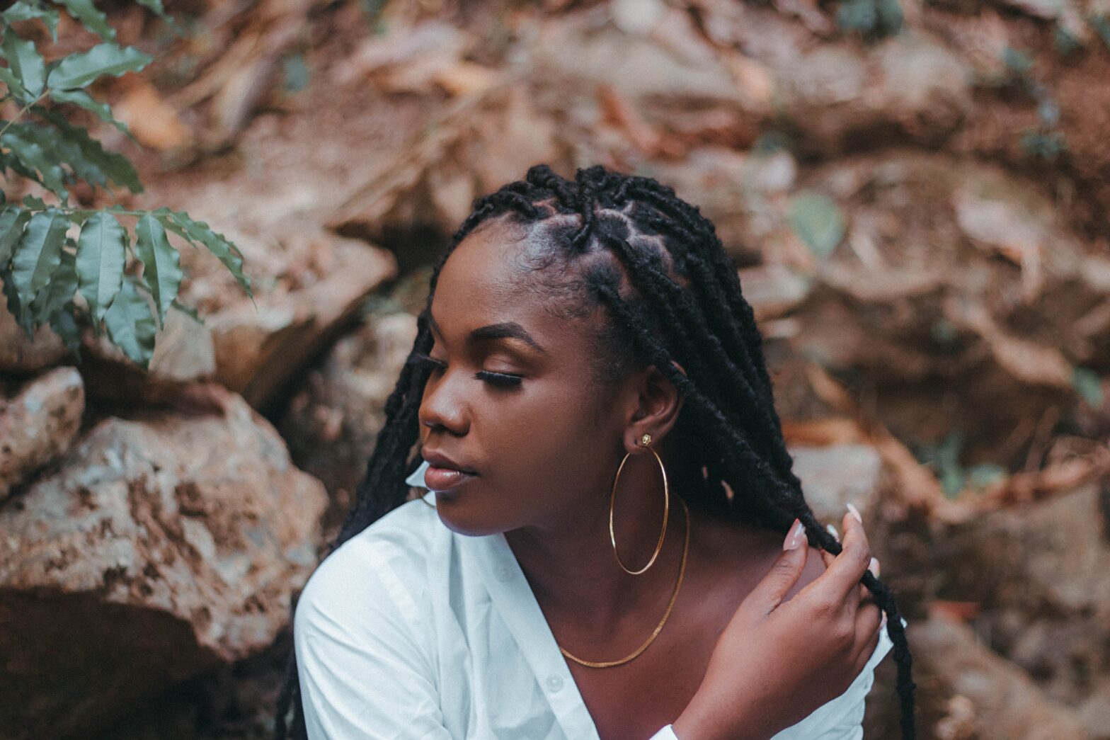 Travel Hair Inspo For Black Women That Doesn’t Include Braids