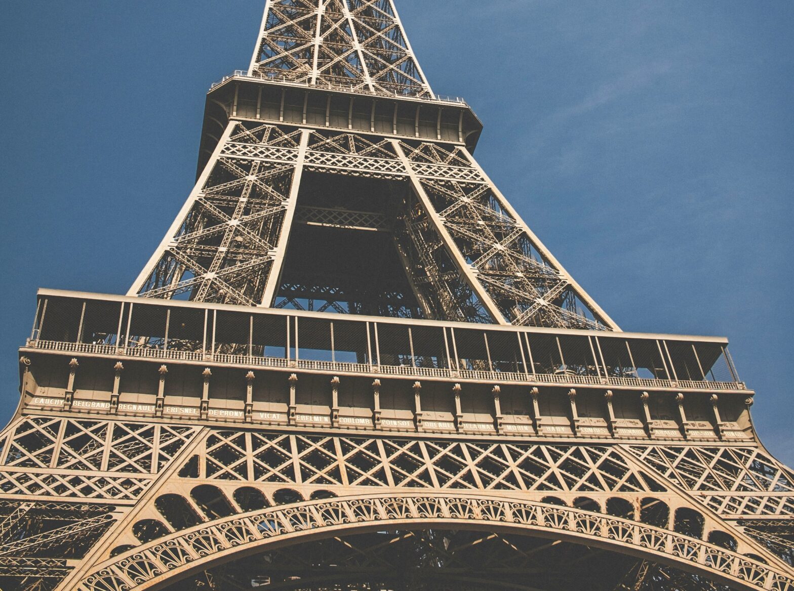 Tianducheng: The Paris Dupe in China With Its Own Eiffel Tower