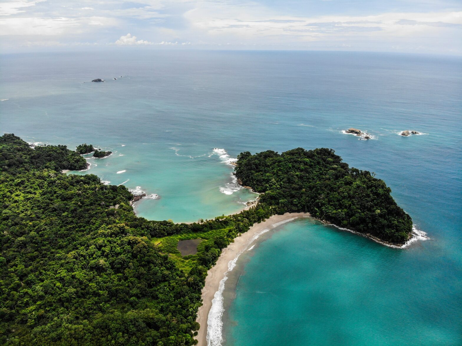 The 8 Best Beaches To Visit in Costa Rica