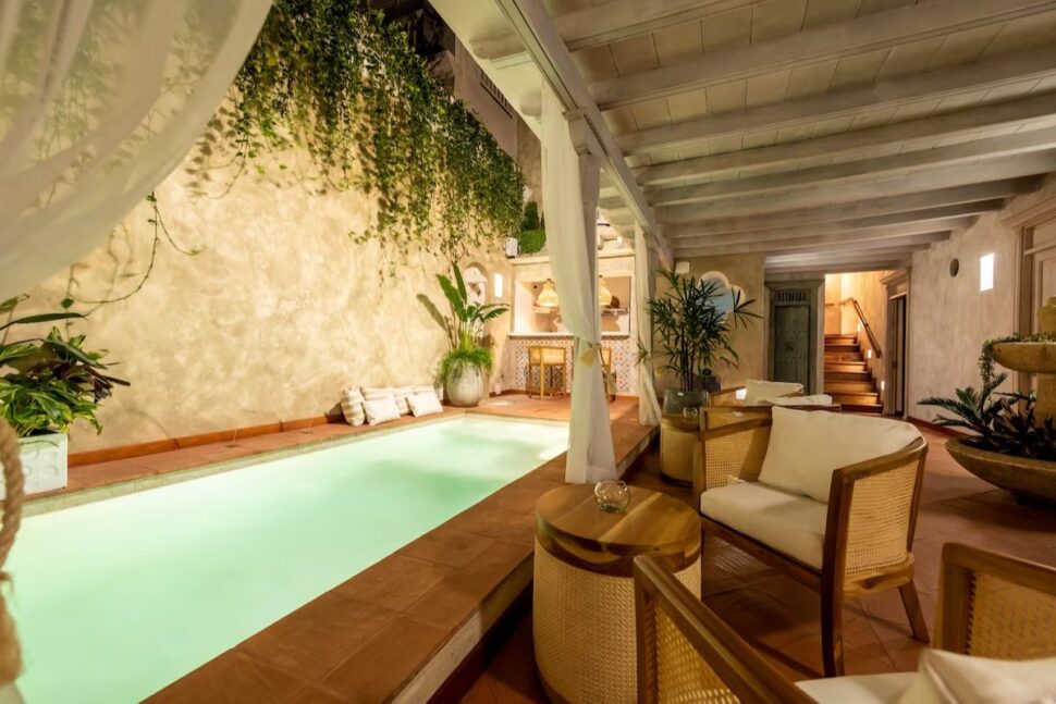 pool at Moet Cartagena Hotel Boutique