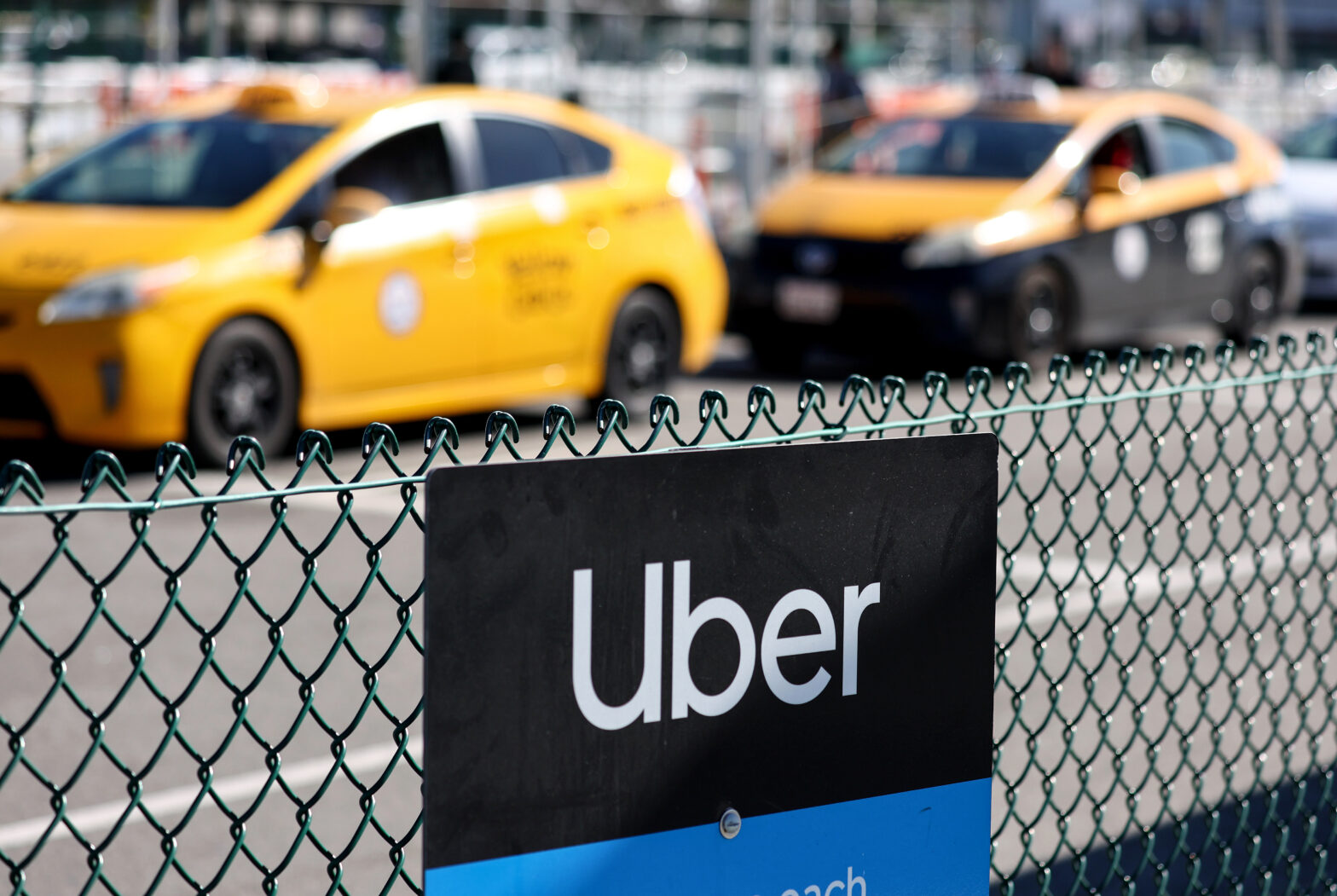 Uber Shuttle To Provide Budget-Friendly Rides To Airports And Event Venues