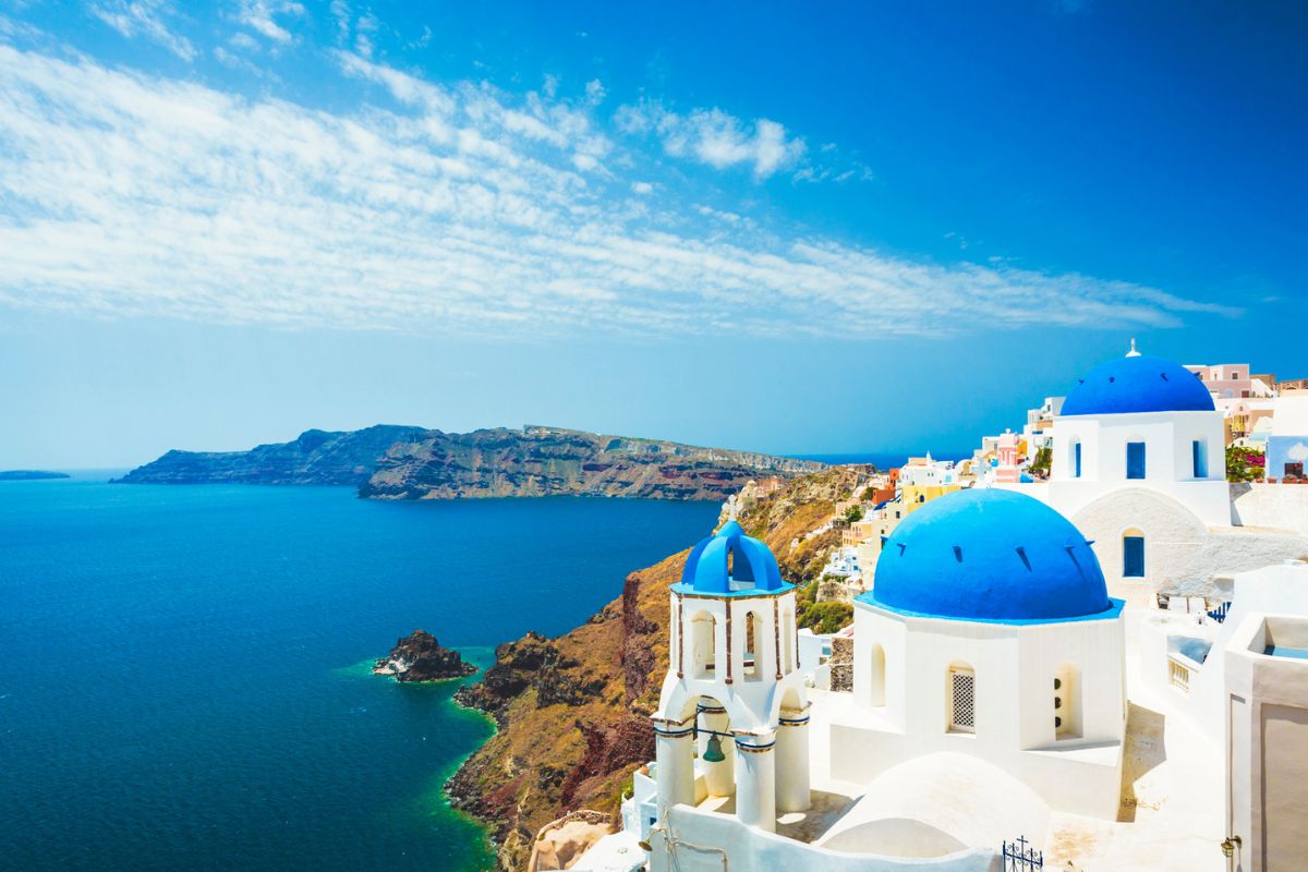 is it good to visit greece in may