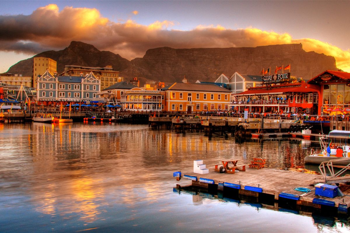 Luxury Cape Town Stays For Every Type of Traveler 