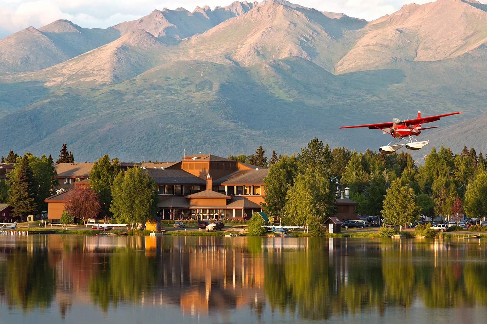 This lakefront hotel is a great wilderness stay in Alaska.
Pictured: Lakefront hotel in Alaska