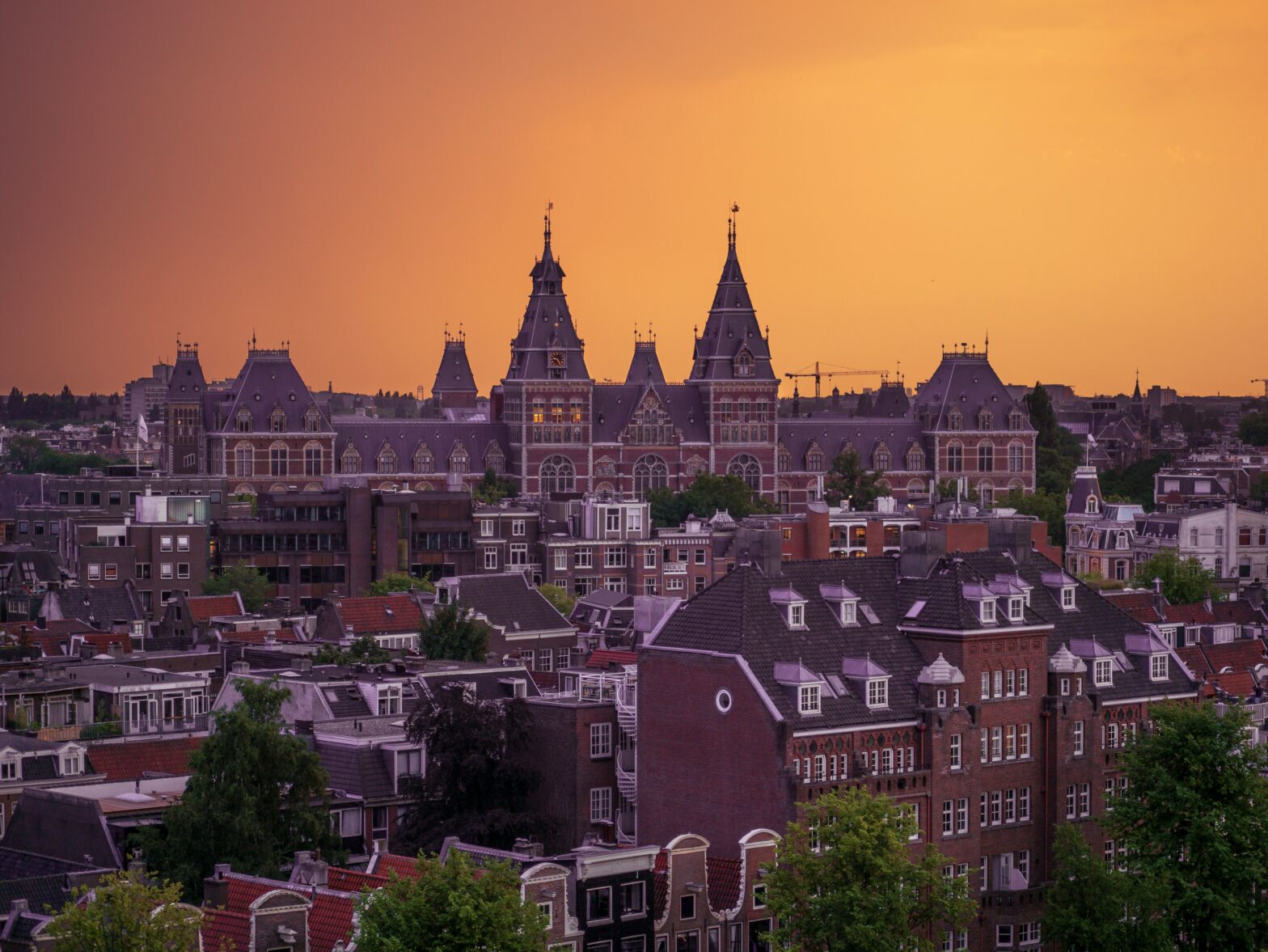 9 Reasons Why Spring Is The Best Time To Visit Amsterdam