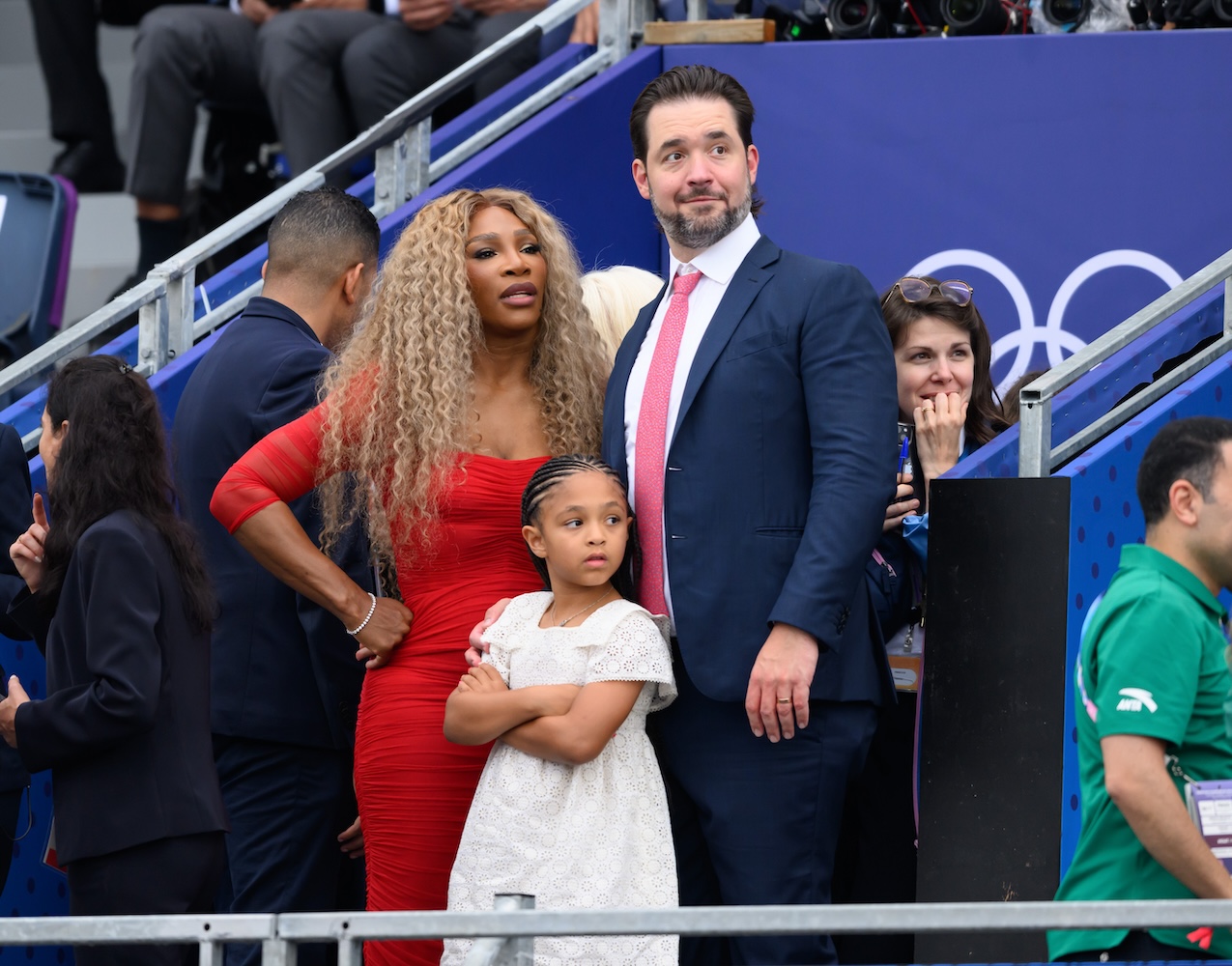 Serena Williams Calls Out Paris Restaurant After Being Denied A Table